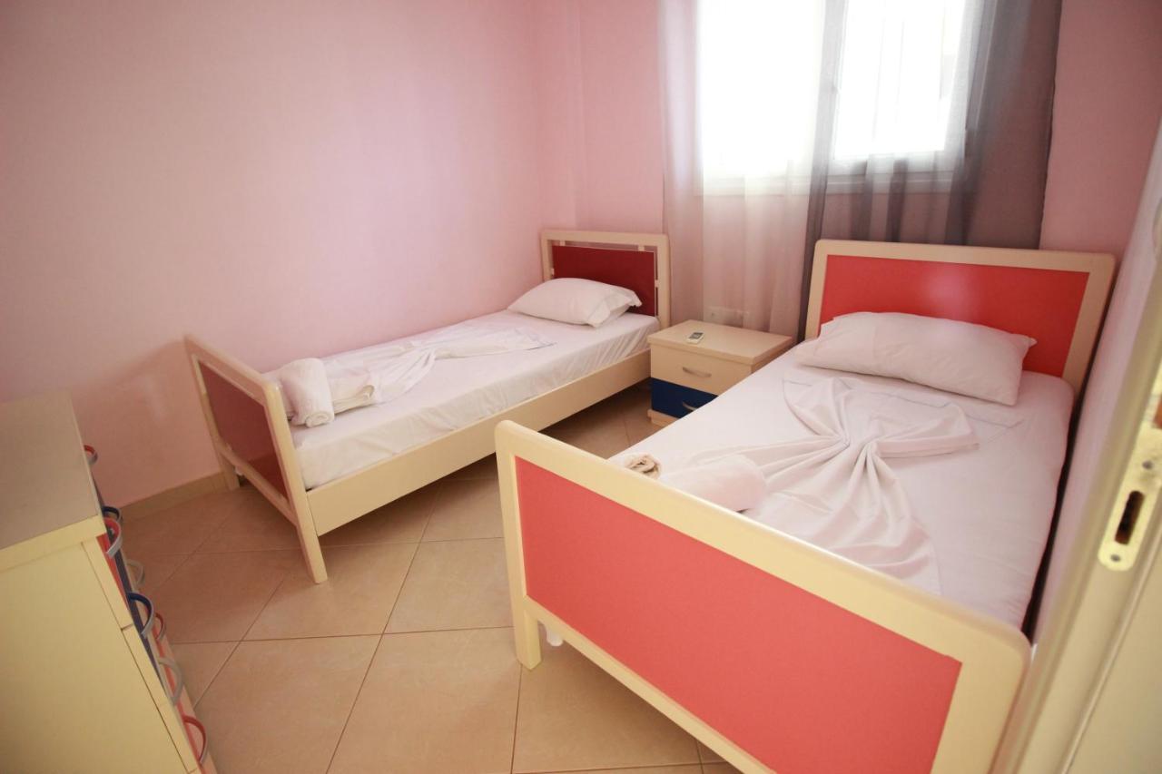 Roel Apartment *