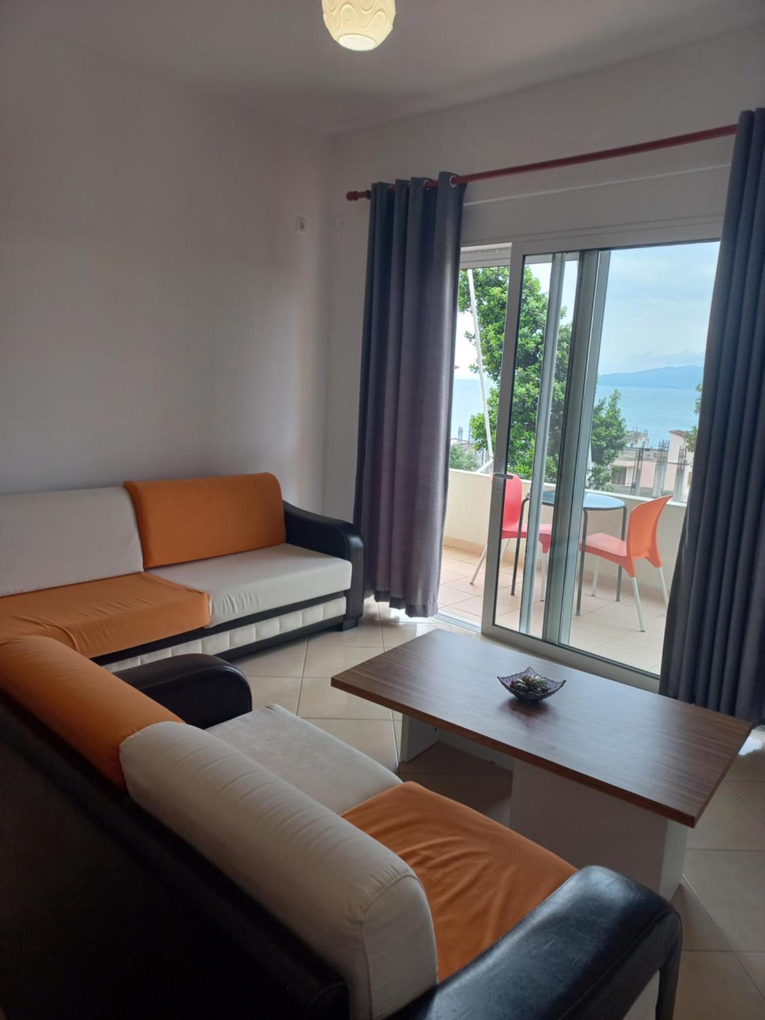 Roel Apartment *