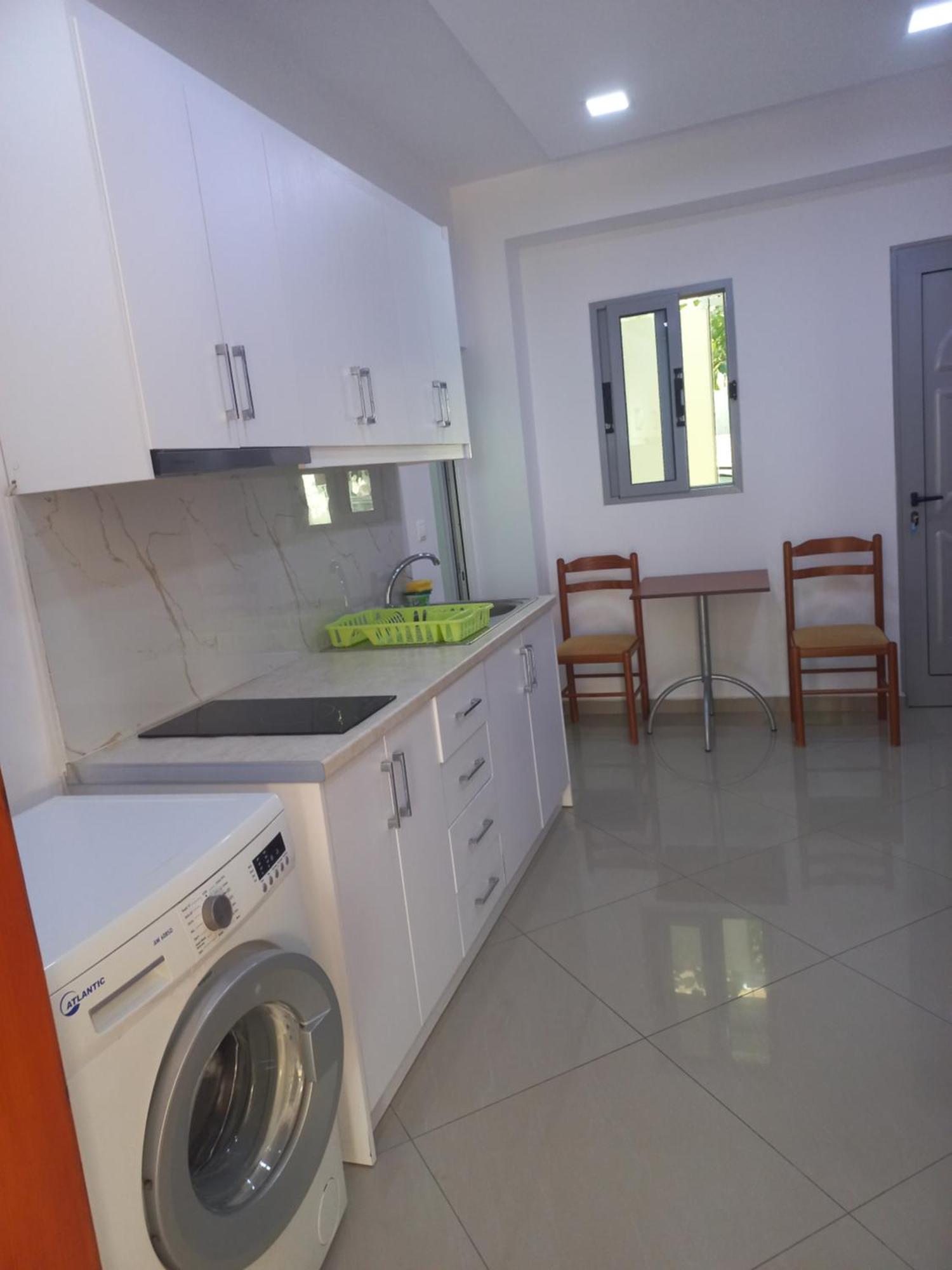 Roel Apartment
